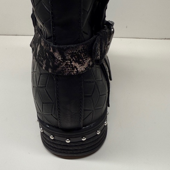 Lala Ikai woman’s Studded Motorcycle - Combat - Ankle boots size EUR 40 / sz 10 - Picture 7 of 13